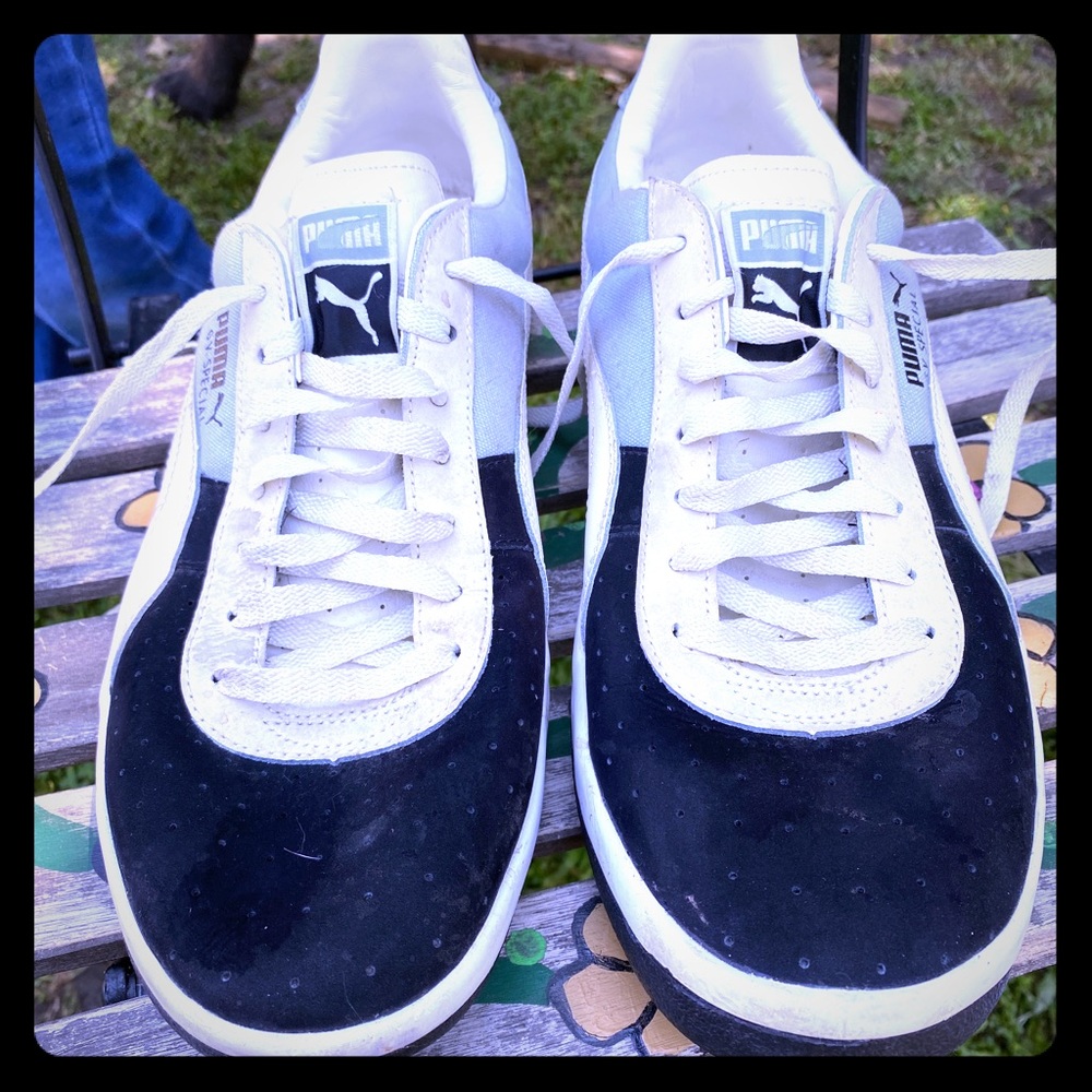 Sneakers